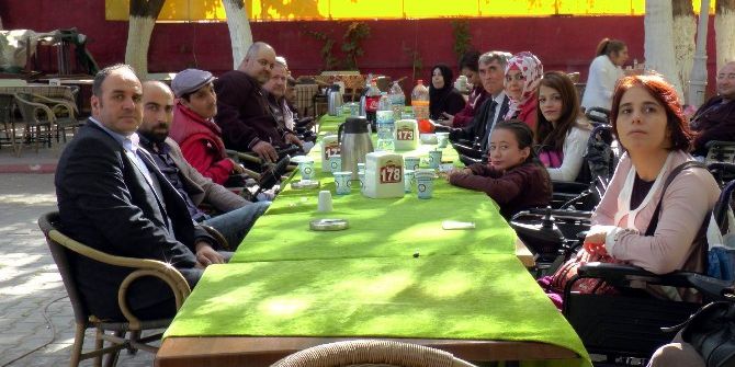 Ohal’den Bunalan Engelliler Antep Evinde Buluştu