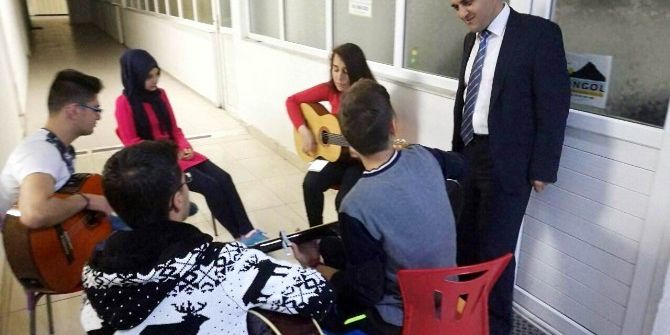 Başkan Özaltun, Komek Kursiyerleriyle Buluştu