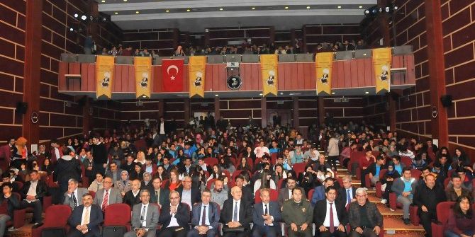 Akşehir’de Nasreddin Hoca Konferansı