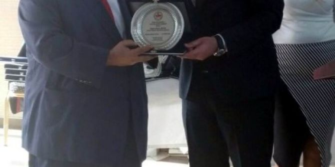 Yılın İlçe Belediye Başkanı Aktaş Oldu