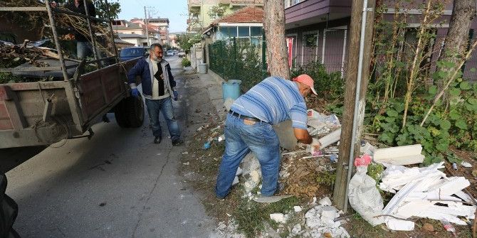 Serdivan’da “Mahallemde Temizlik Var” Projesi Devam Ediyor