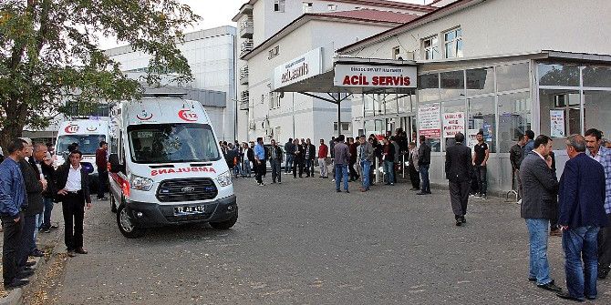 Bingöl’de İmha Edilmek İstenen Patlayıcı İnfilak Etti: 2’si Polis 3 Yaralı