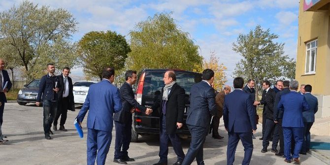 Baykan, Erzurum -Ankara Arasında Mekik Dokuyor