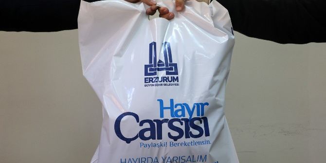 Hayır Çarşısı’dan Öğrencilere Kışlık Giysi Yardımı
