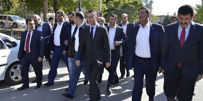 Ak Partili Belediye Başkanları Siverek’te Toplandı