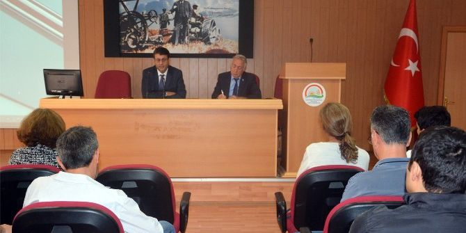 Aydın’da Buzağı Ölümlerine Karşı Eğitim Toplantısı Yapıldı