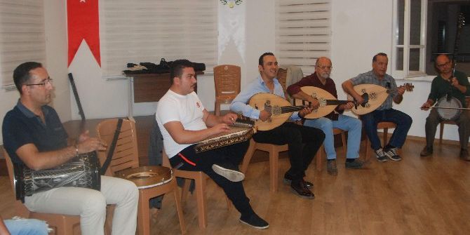 Efeler Belediyesi İlk Korosunu Kurdu