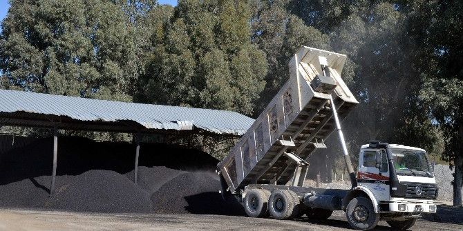 Büyükşehir Asfalt Şantiyesi 17 İlçeye Hizmet Veriyor