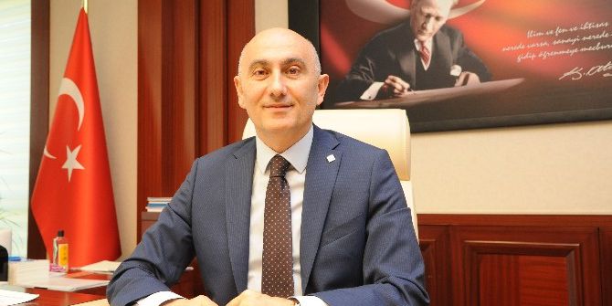 Hkü Rektörü Yılmaz’dan 29 Ekim Cumhuriyet Bayramı Kutlaması