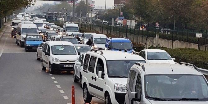 Yenilenen Mudanya Kavşağı Uzayan Araç Kuyruklarına Çözüm Olmadı