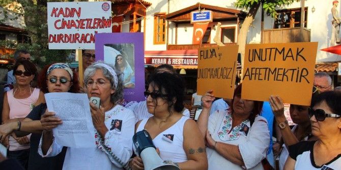 Fulya, Doğum Gününde Şiirlerle Anıldı