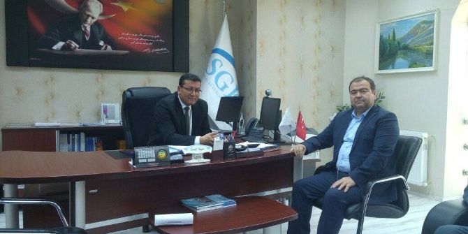 Ak Parti Kütahya Merkez İlçe Başkanı Cevdet Korkmaz, Sgk İl Müdürü İsmail Sayar’ı Ziyaret Etti.