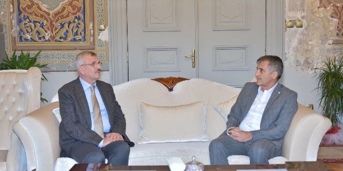 Şenol Güneş, Cevdet Erdöl’ü Ziyaret Etti