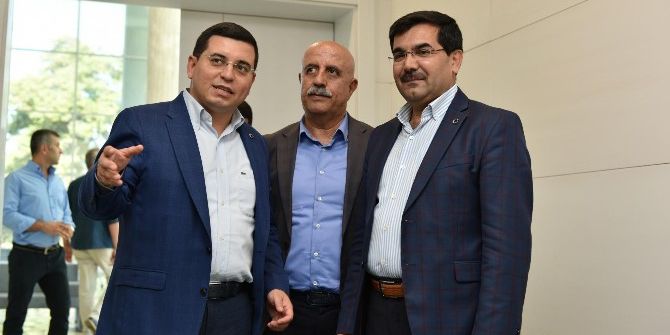 Ak Parti’den Tütüncü’ye Hizmet Kutlaması