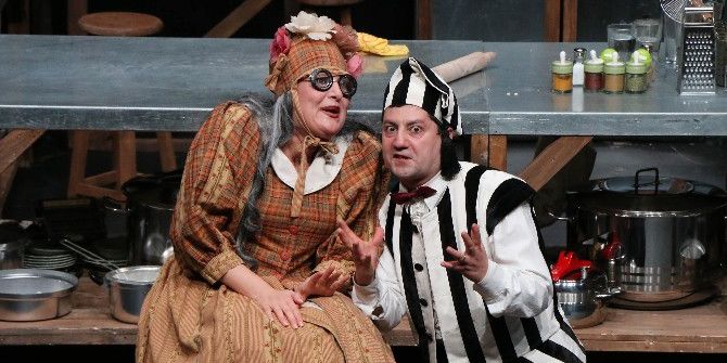 Aşt, Adana’da Ayakta Alkışlandı