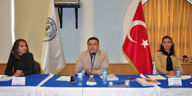 Tokat: "Mağdur Edebiyatı Yapmıyoruz"