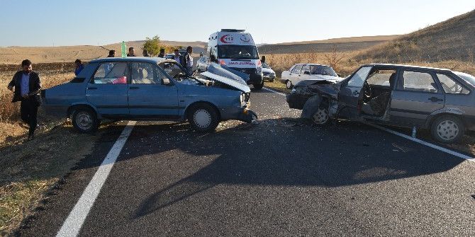 Ankara’da Trafik Kazası: 4 Yaralı