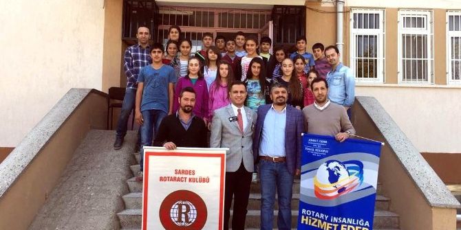 Öğrenciler Rotaract Kulübü’nün Kitap Kumbarası İle Okuyacaklar