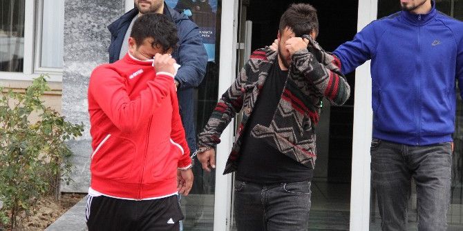 Uyuşturucu Ticaretine 2 Gözaltı