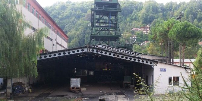 Maden Ocağında Göçük: 4 İşçi Yaralandı