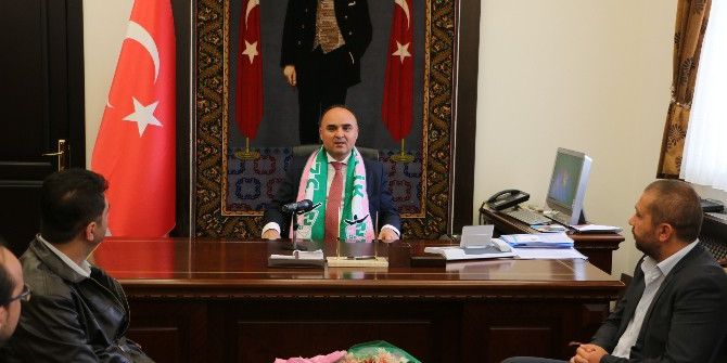 32 Gençlik Taraftarlarından Vali Günaydın’a Ziyaret