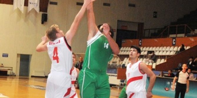 Nilüferli Basketbolcular Sevindirdi