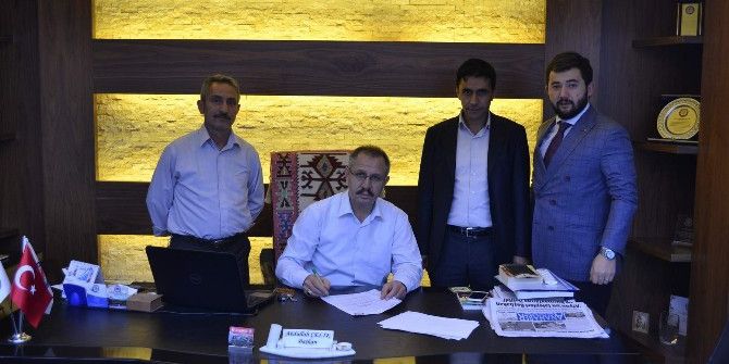 Eğitim Bir-sen’den Üyelerine Umre Organizasyonu