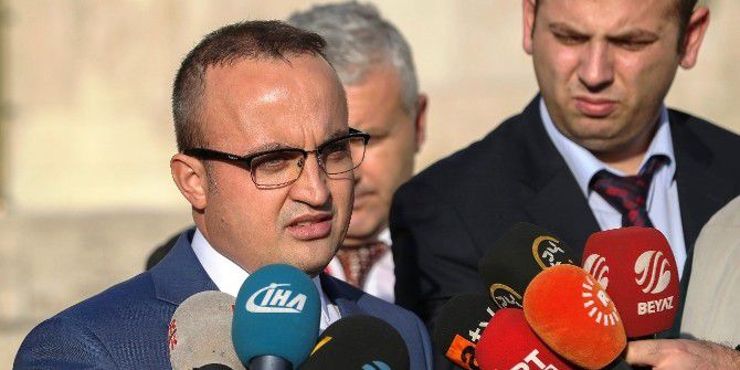 Asgari Ücret Bin 300 Tl’nin Altına Düşmeyecek