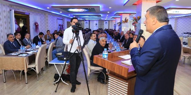 Muhtarlara Teşekkür Plaketi