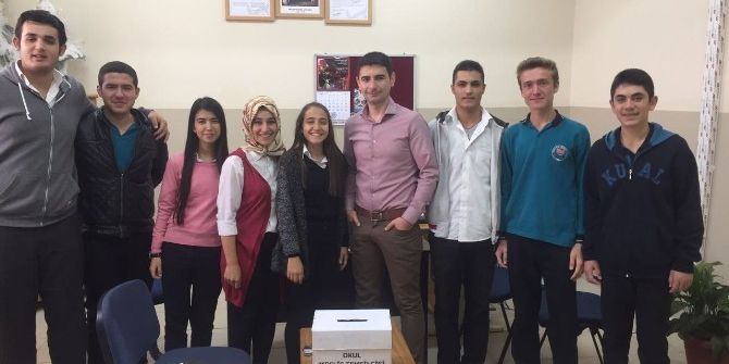 Kemal Ural Anadolu Lisesi Sandığa Gitti