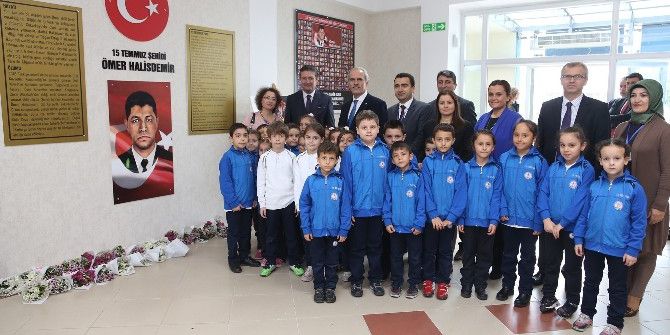 15 Temmuz Ruhu Okullarda Yaşatılıyor