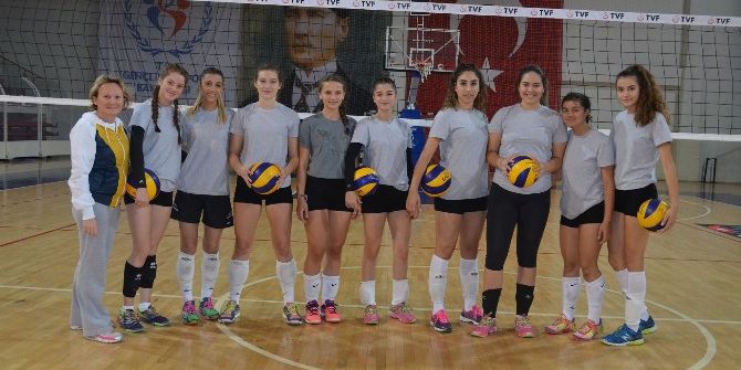 Çiftlikköy’ün Sultanları Yeni Sezona Hazır