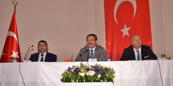 Vali Yıldırım, Taşköprü’de Bilgilendirme Toplantısına Katıldı