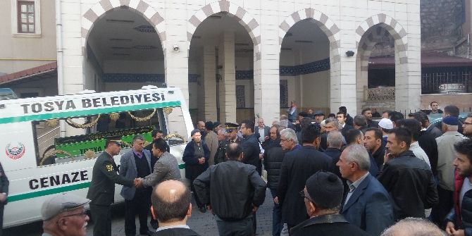 Kıbrıs Gazisi Tosyalı Mehmet Çilek Hayatını Kaybetti