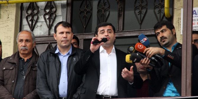 Selahattin Demirtaş’tan ’Gözaltı Ve Kayyum’ Tepkisi