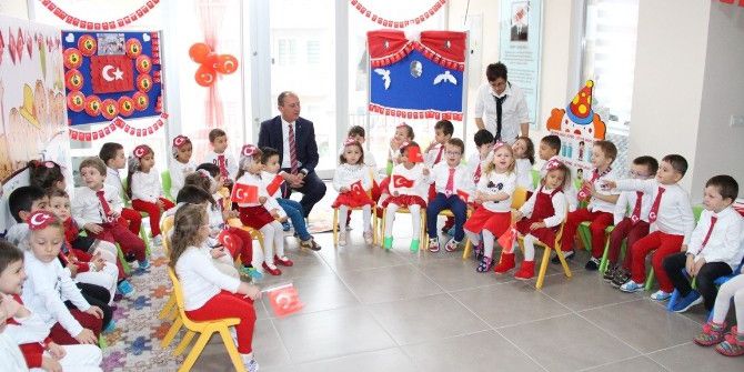 Başkan Işık, Öğrencilerle Birlikte 29 Ekim Cumhuriyet Bayramını Kutladı