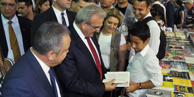 Konyaaltı Kitap Fuarı 7. Kez Kapılarını Açtı