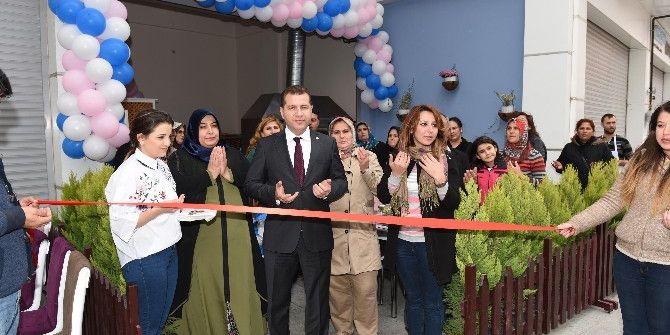 Kokoreçe Kadın Eli Değdi