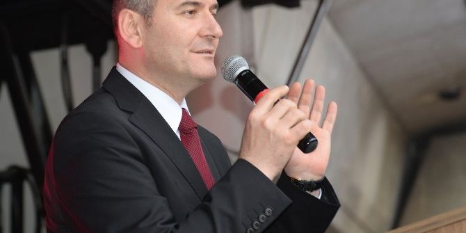 Bakan Soylu’yu Görmek İsteyen Vatandaşlar İzdihama Yol Açtı