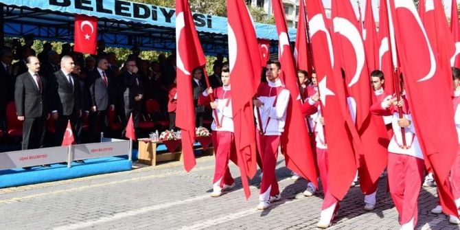 Uşak’ta 29 Ekim Cumhuriyet Bayramı Kutlamaları