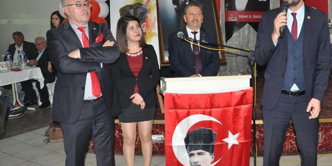 Uşak Chp’den Coşkulu Cumhuriyet Calosu