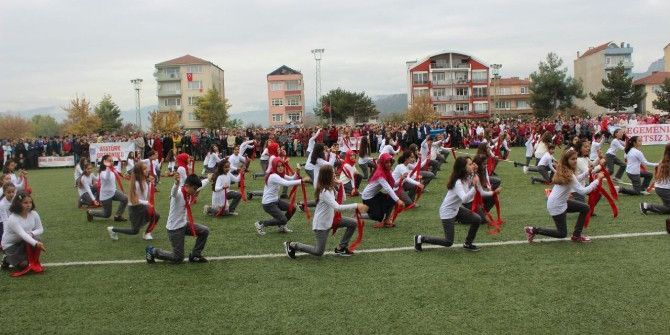 Osmaneli’de 29 Ekim Coşkusu