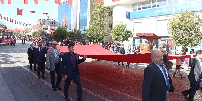 Isparta’da 29 Ekim Coşkusu