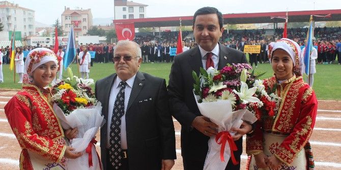 Cumhuriyet Bayramı Kutlamalarında ‘Diriliş’ Müziği Tepkisi