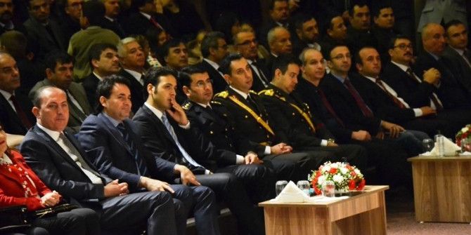 Biga’da 29 Ekim Cumhuriyet Bayramı Törenle Kutlandı