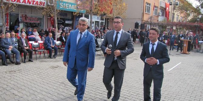 Düzeltme...hisarcık Garnizon Komutanı, Yönetmelik Gereği Bayram Kutlamasına Eşlik Etmedi