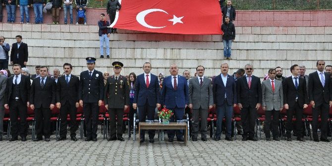 Cumhuriyet Bayramı Pınarbaşı’nda Coşkuyla Kutlandı