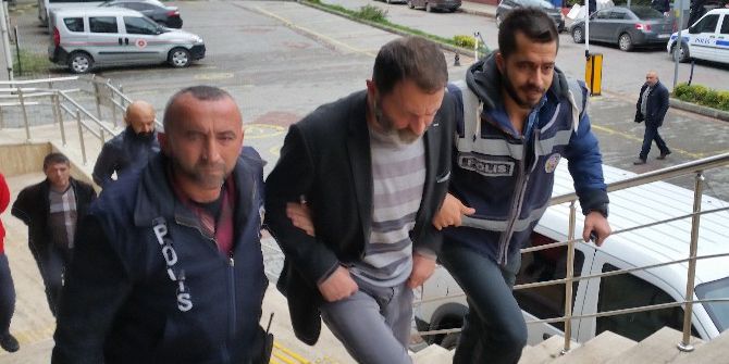 Kavgayı Ayırmak İsterken Kurşunların Hedefi Oldu