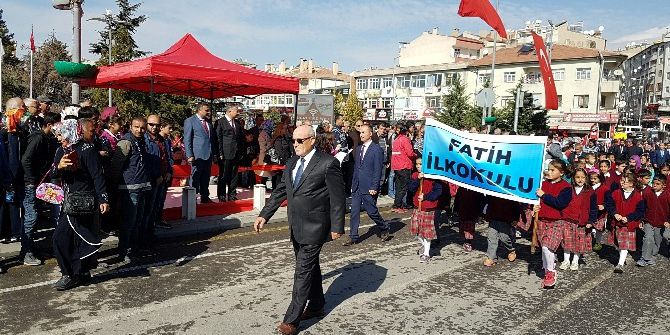 Develi’de Cumhuriyet Bayramı Coşkusu