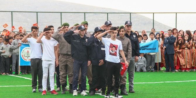 Yunak’ta 29 Ekim Cumhuriyet Bayramı Kutlandı